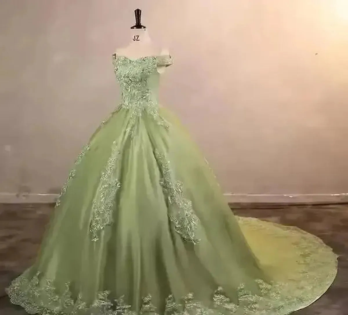 Ashley Gloria Princesse-Saylana