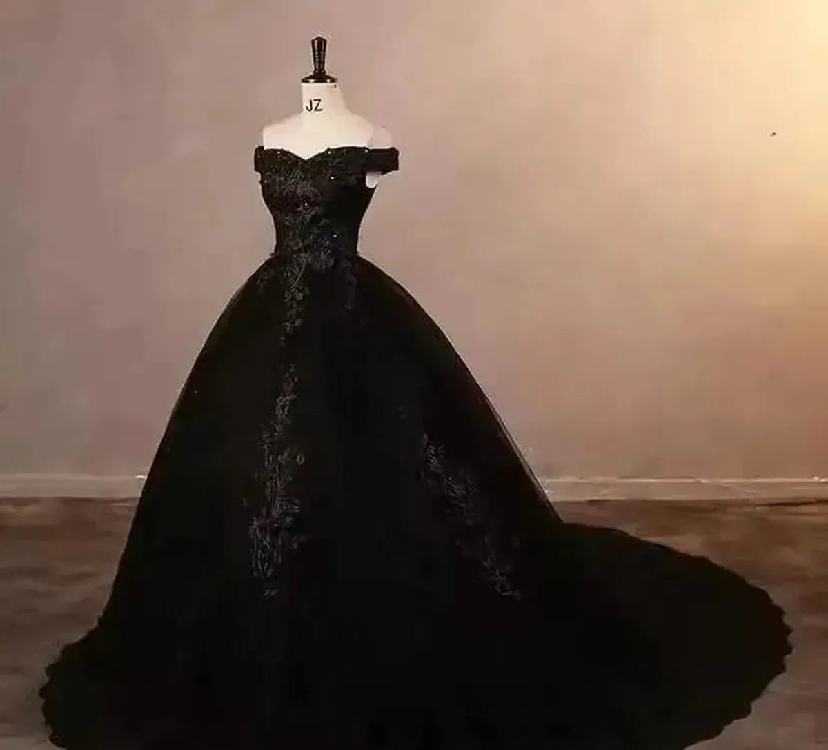 Ashley Gloria Princesse-Saylana