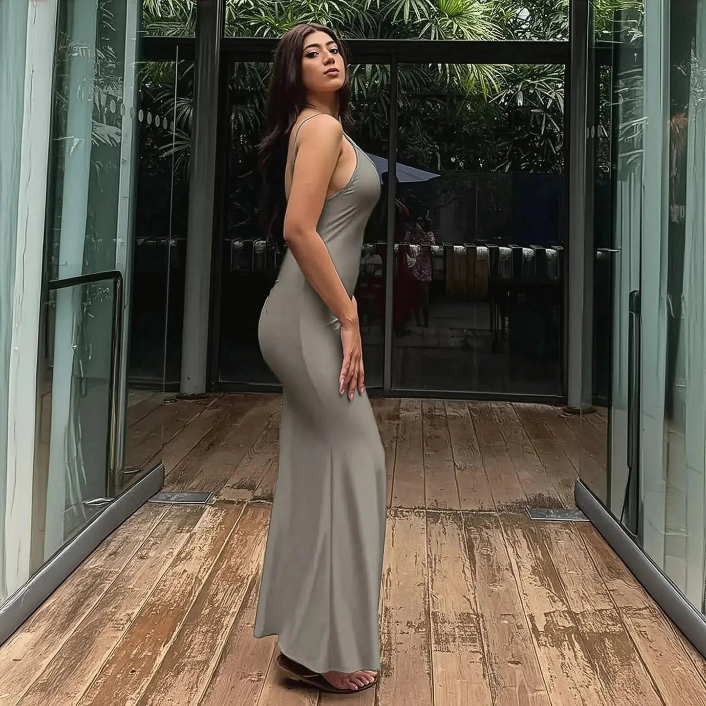 Coquette Bodycon V - Neck Chic - Saylana