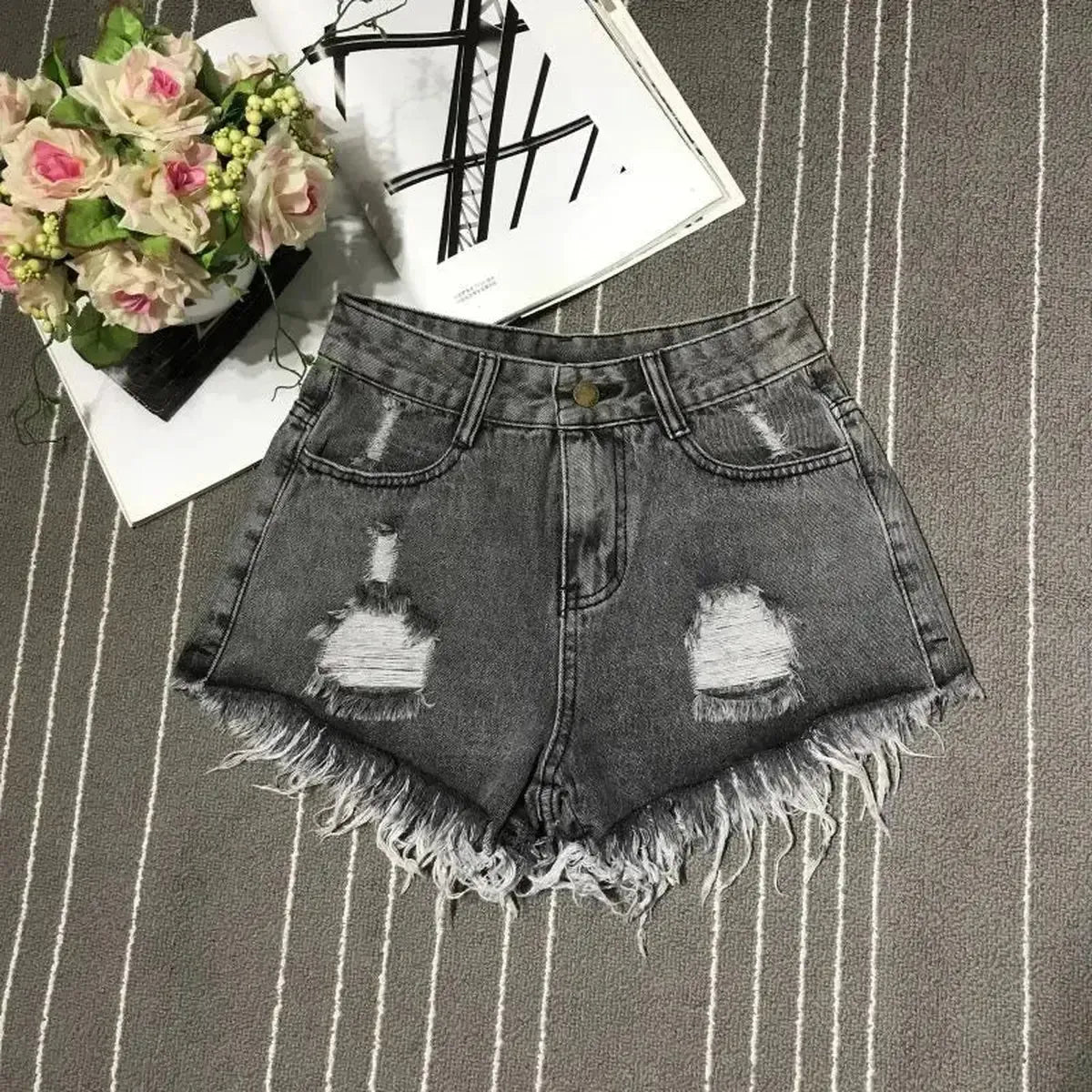 Jean vintage effet hot girl affirmé-Saylana