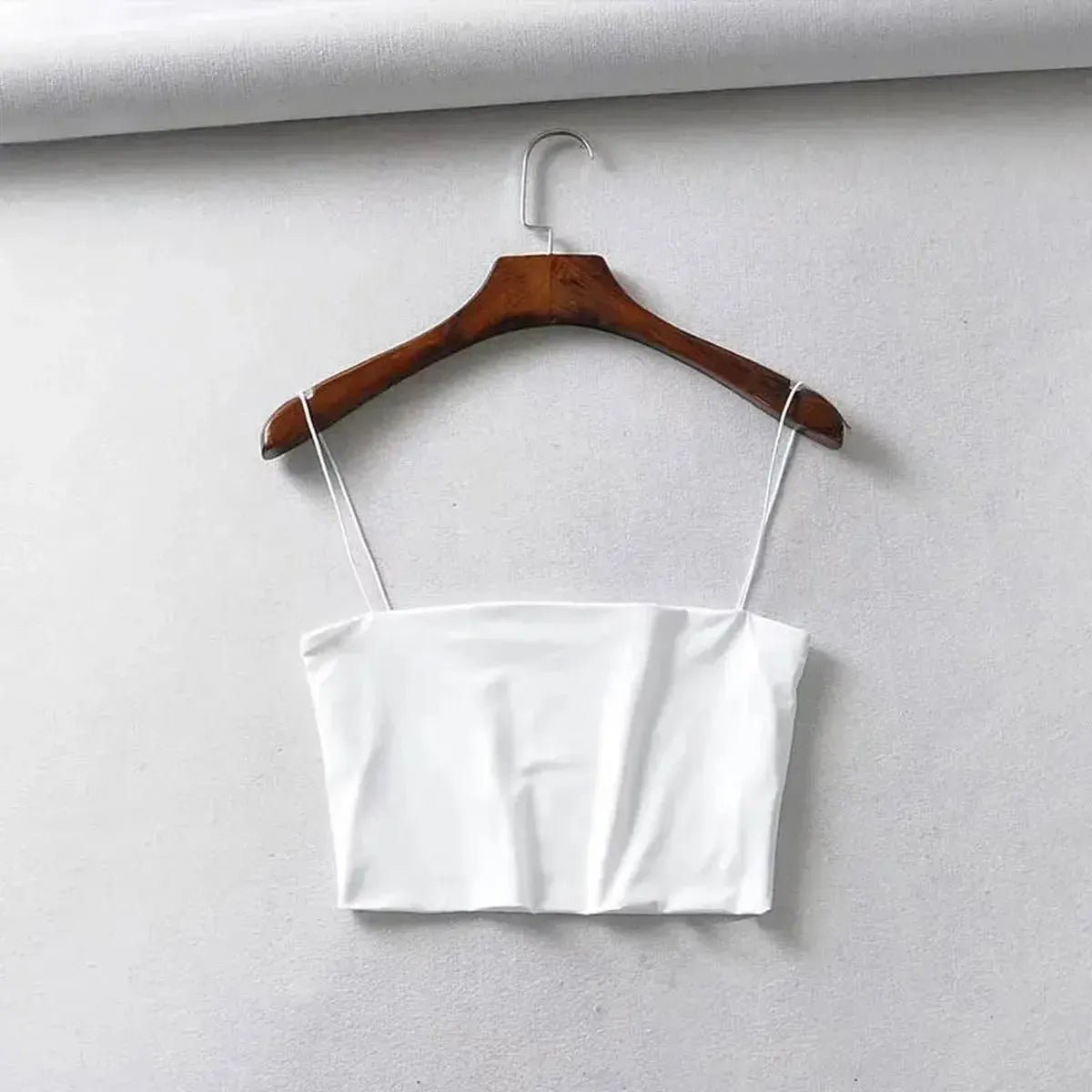 Look estival ajusté au style minimaliste-Saylana