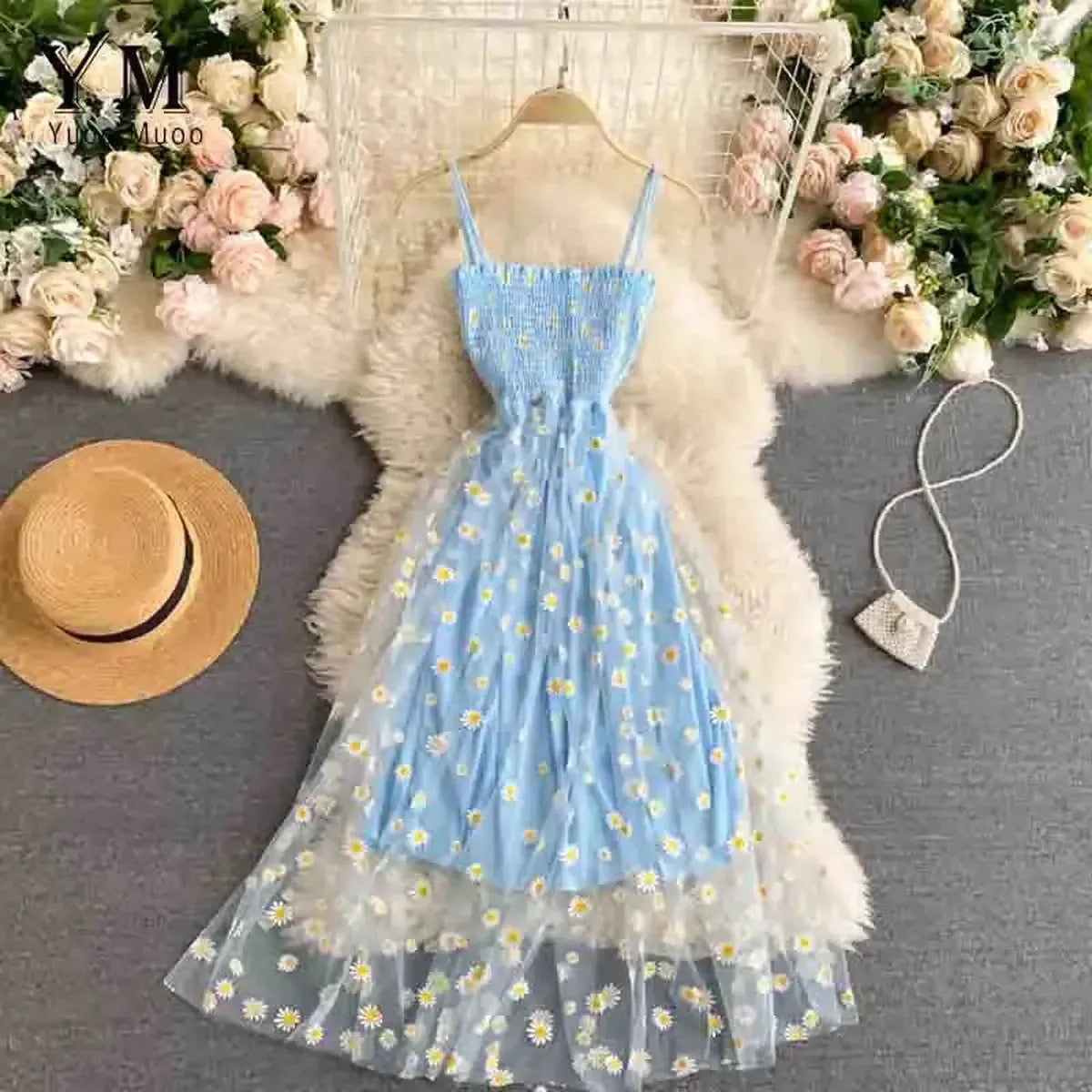 Look Été Vacances : Bretelles & Motif Marguerites-Saylana