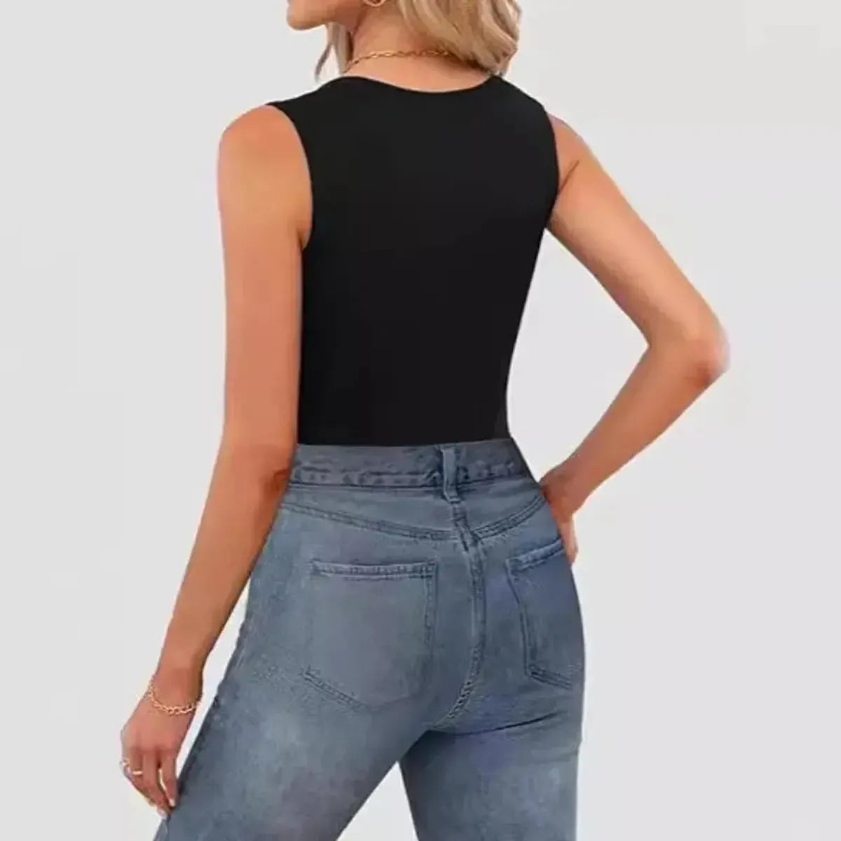 Pièce chic et ajustée pour look urbain affirmé-Saylana