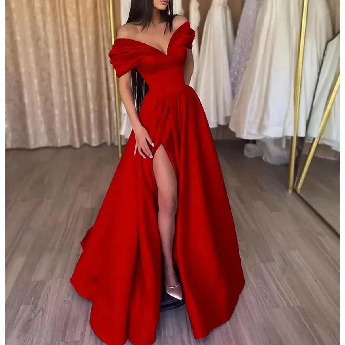 Robe Satinée Fendue Off Shoulder-Saylana