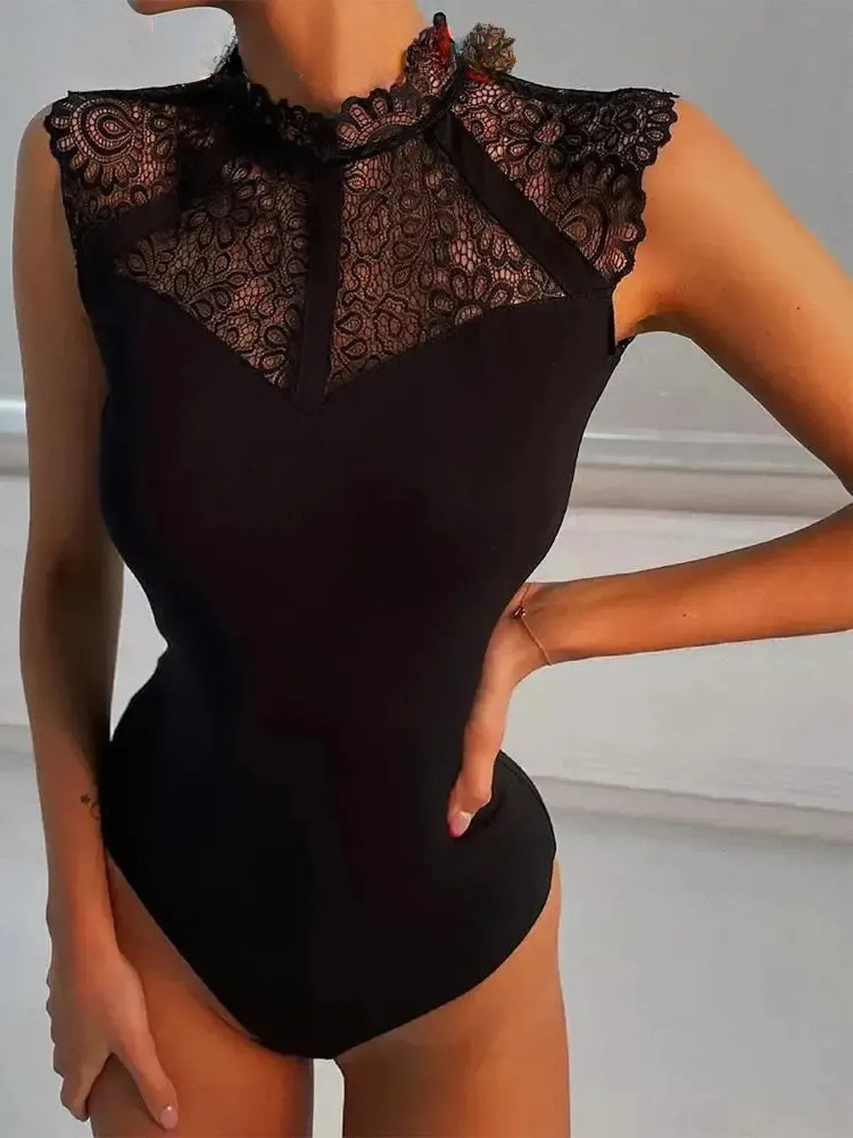 Body Dentelle Noir Sans Manches-Saylana