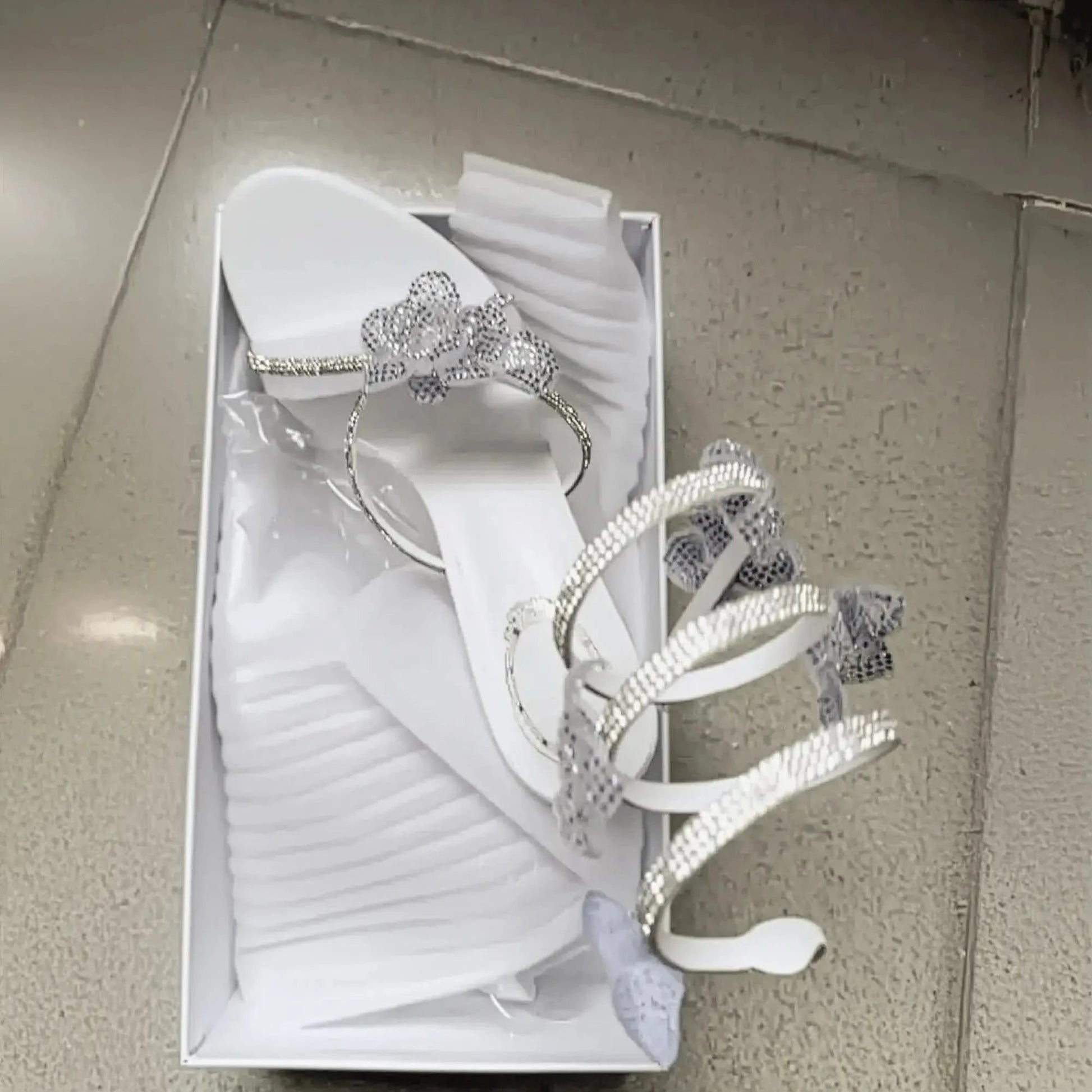 Bride Cheville Fine Style Streetwear - Saylana