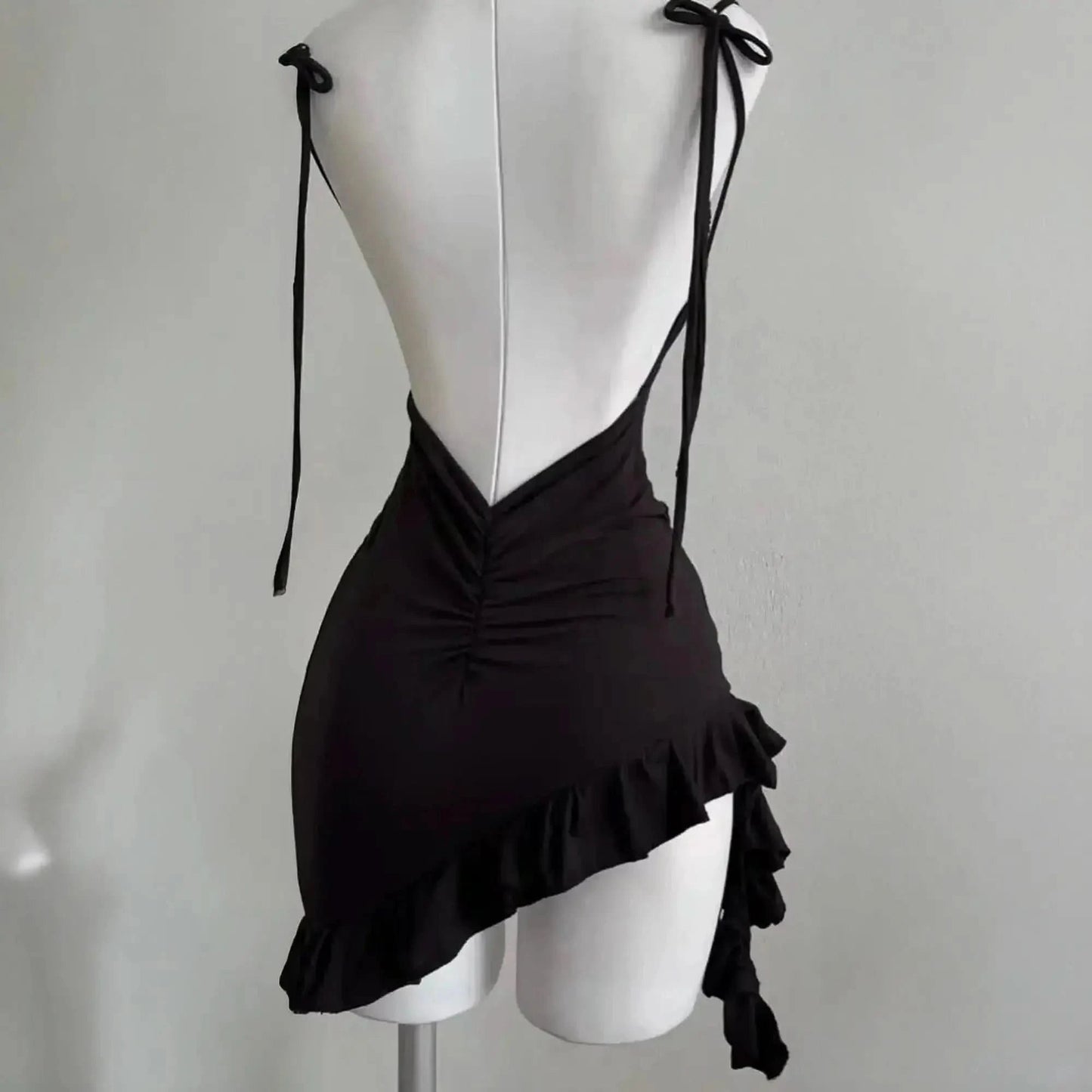 Cintrée & Tendance Européenne - Saylana