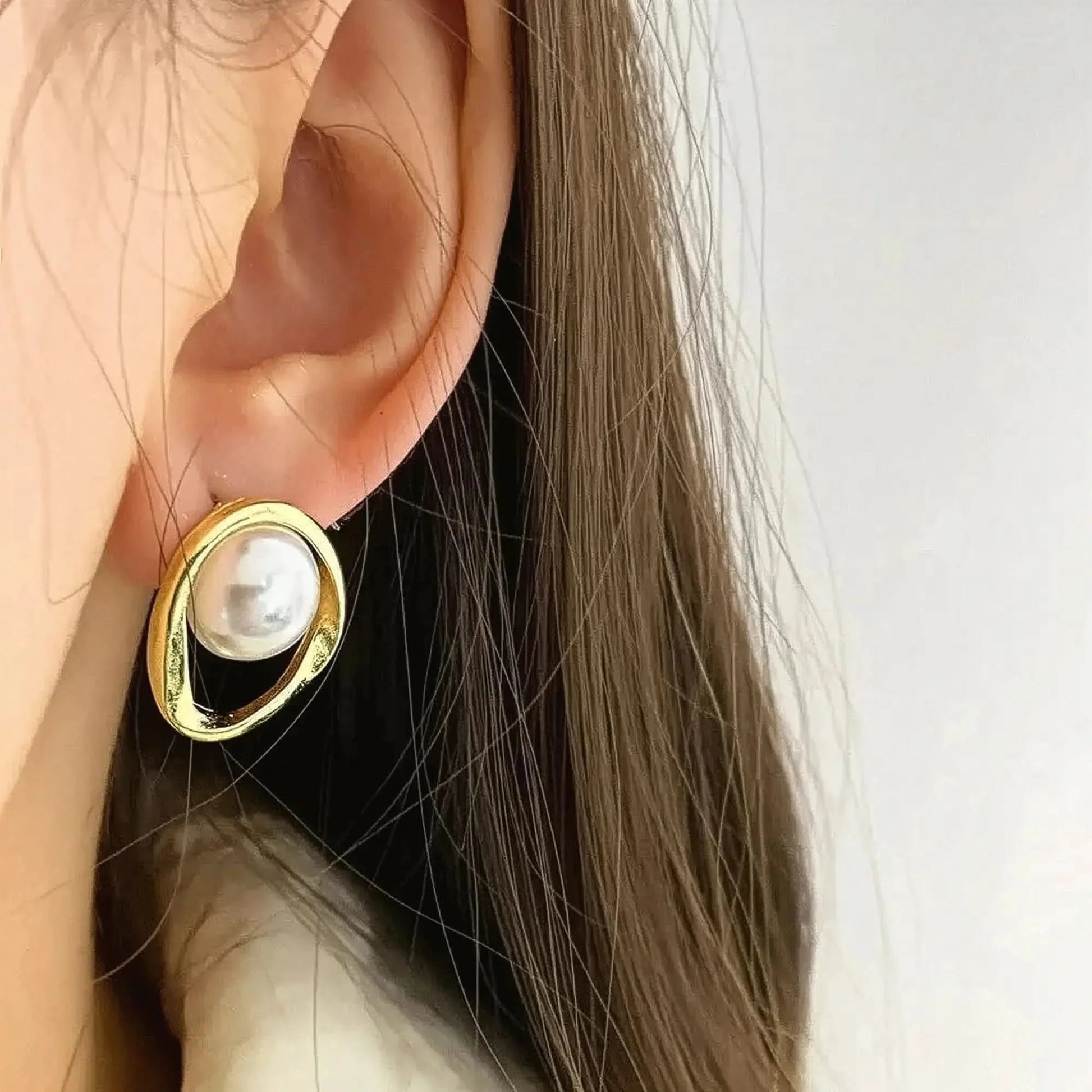 Clous Or Perle Irreguliers Chic - Saylana