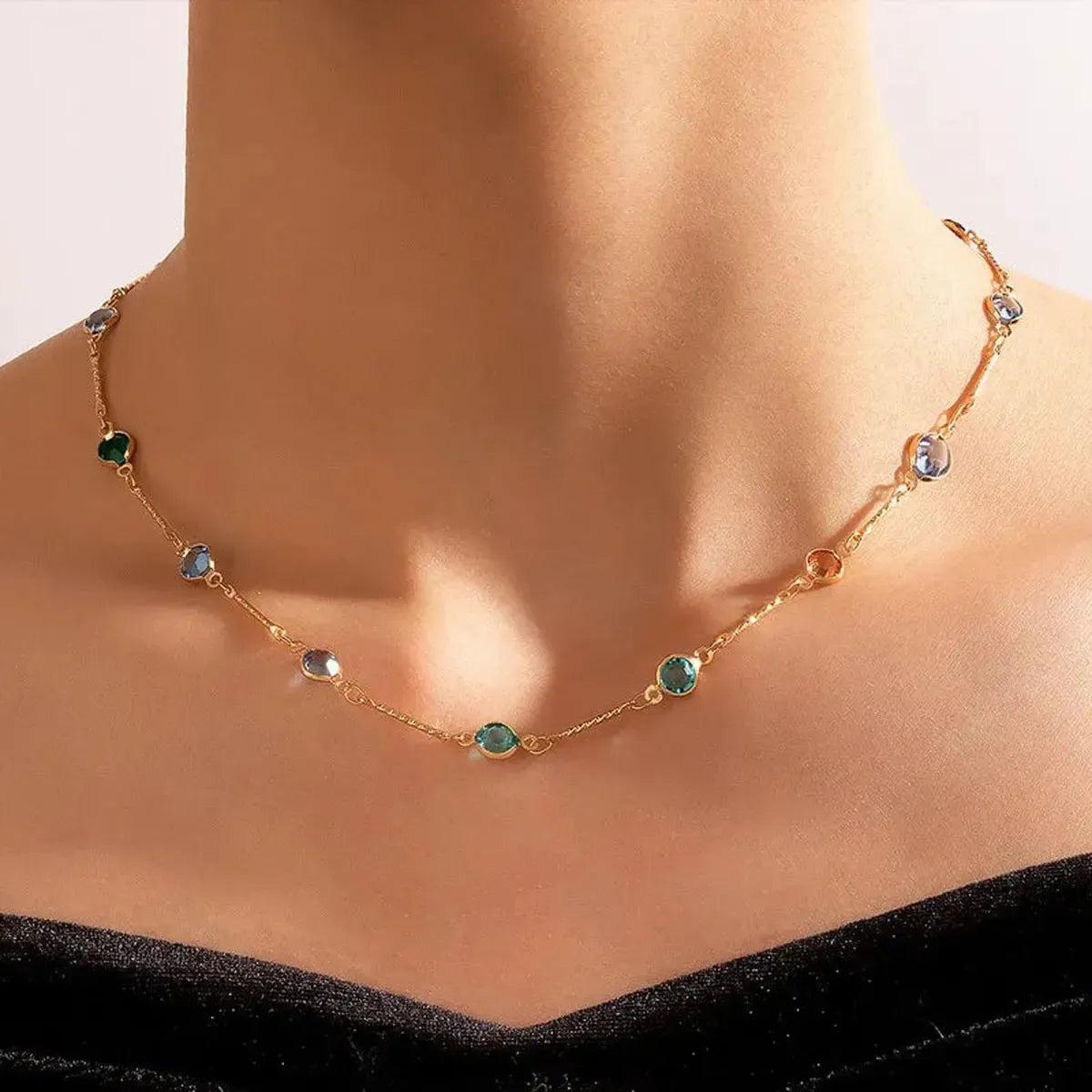 Collier Pompon Couleur Bonbon-Saylana