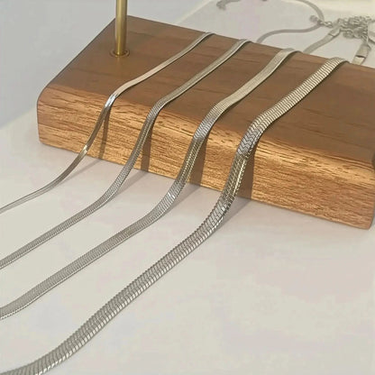 Collier Serpent Acier Doré Chic - Saylana