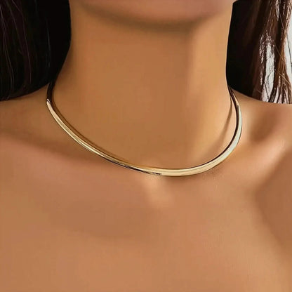 Collier Torque Métal Lisse Or - Saylana