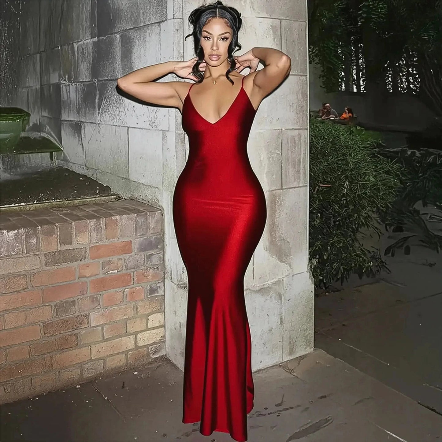 Coquette Bodycon V - Neck Chic - Saylana