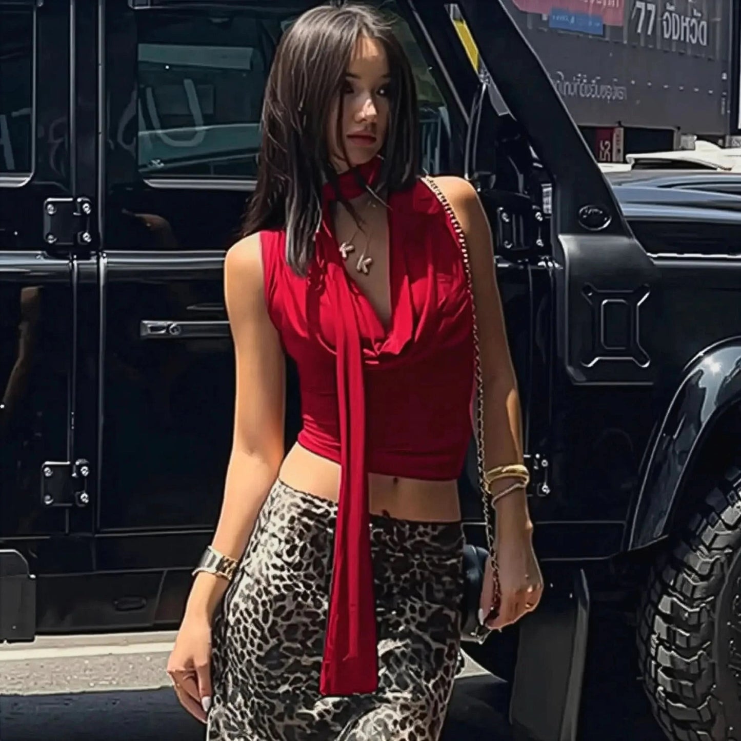 Débardeur sexy à décolleté plongeant et style bandage - Saylana