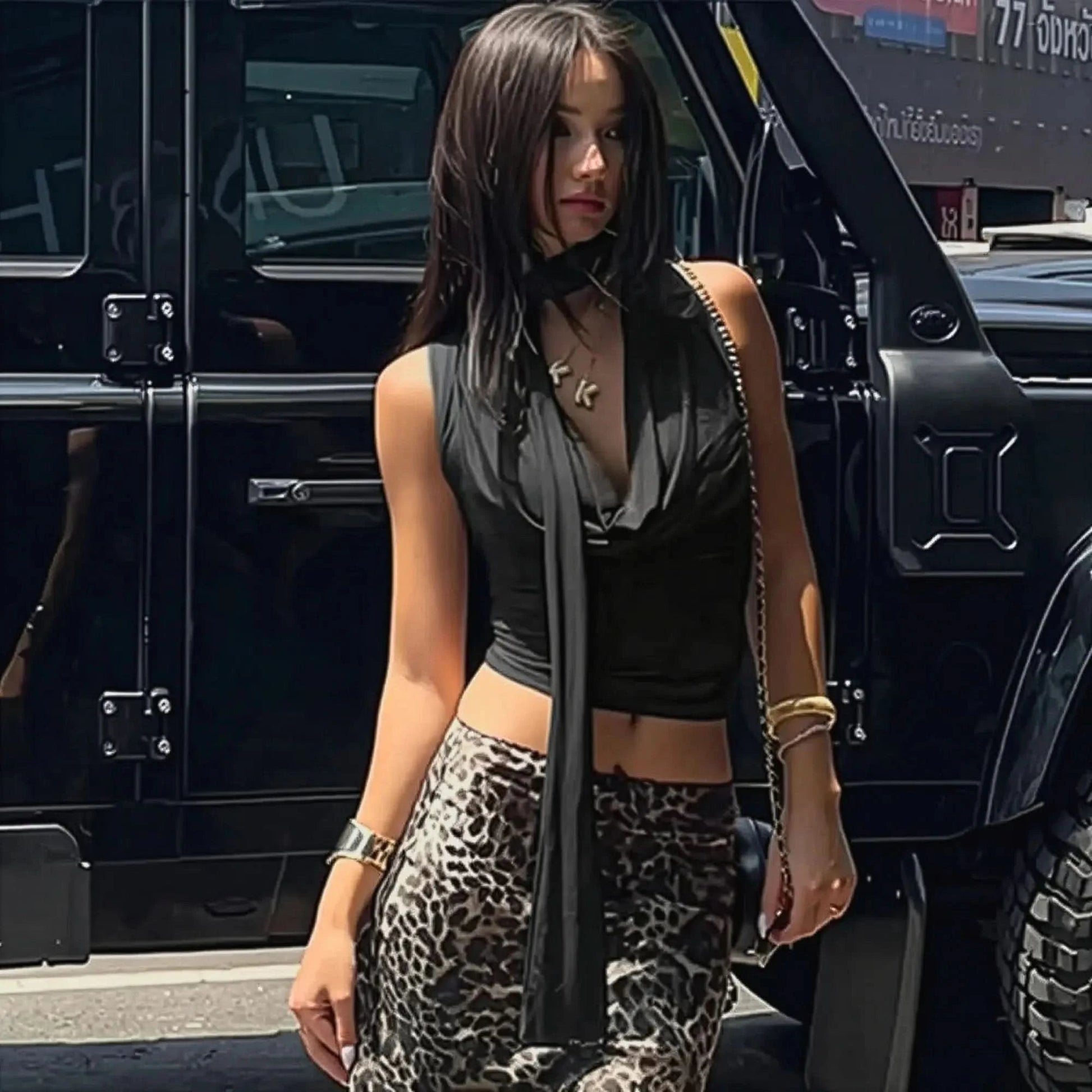 Débardeur sexy à décolleté plongeant et style bandage - Saylana