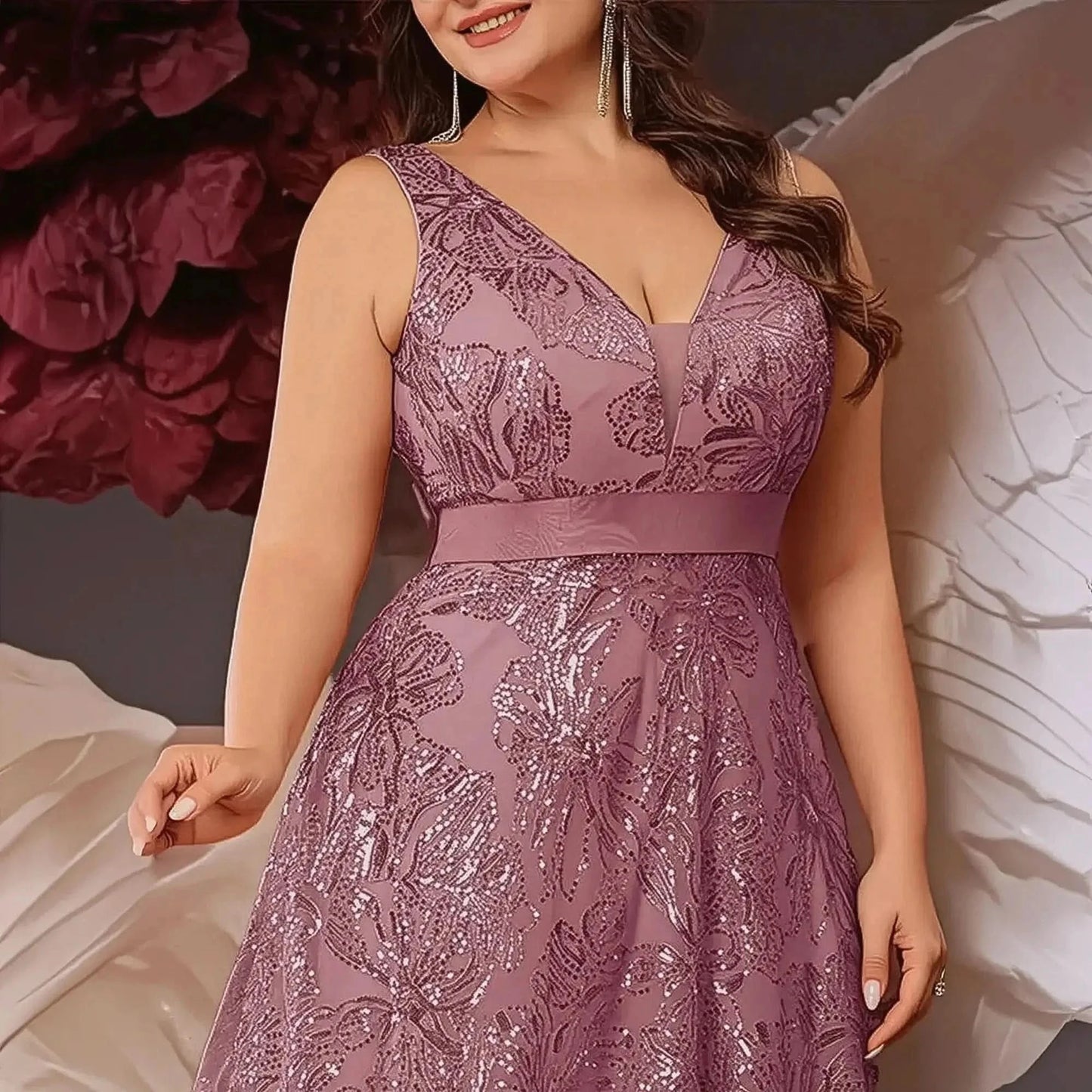 Décolleté V Profond Élégant - Saylana