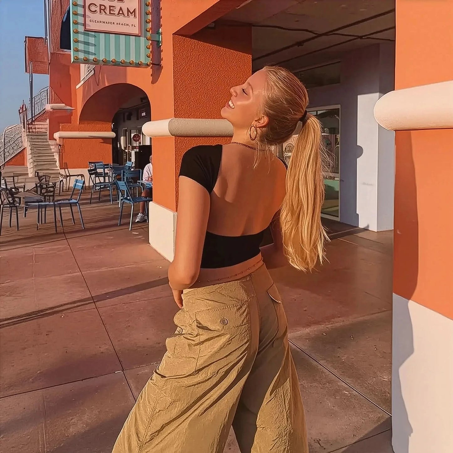 Dos nu col rond pour look Y2K adorable - Saylana