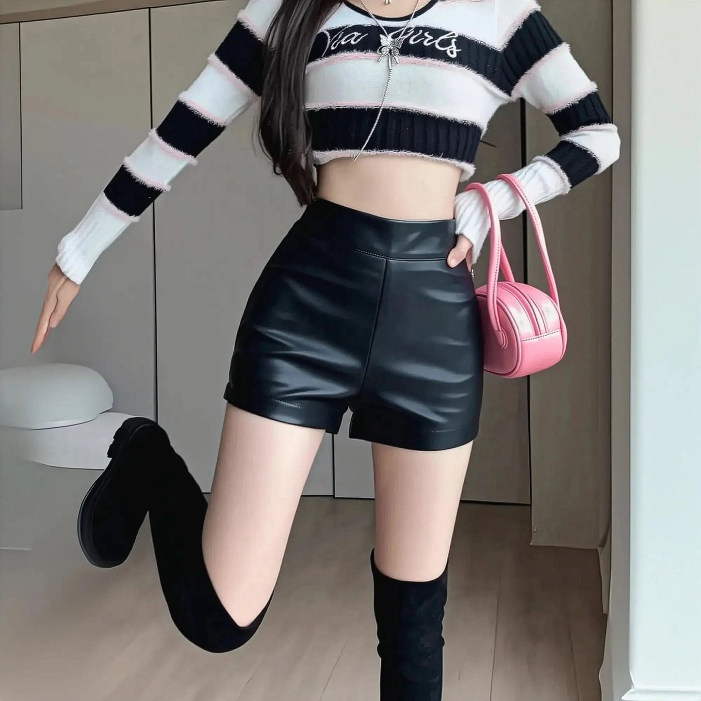 Effet cuir noir taille haute Y2K - Saylana