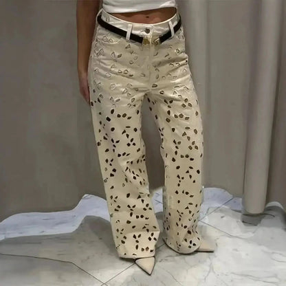 Fleurs Découpées & Style Élégant - Saylana