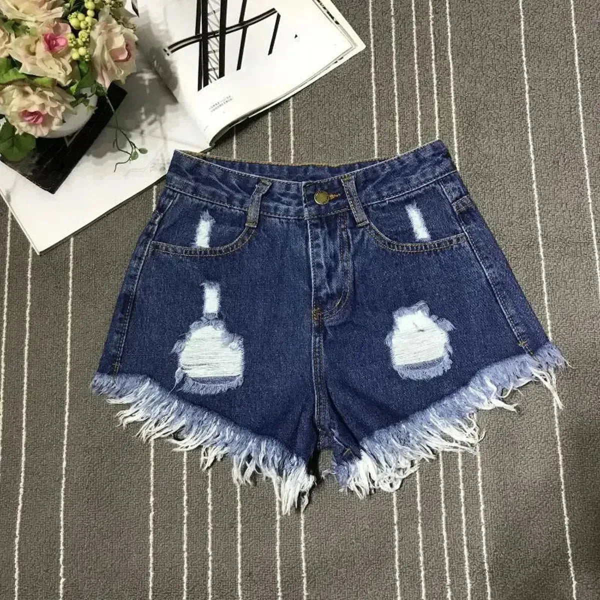 Jean vintage effet hot girl affirmé-Saylana