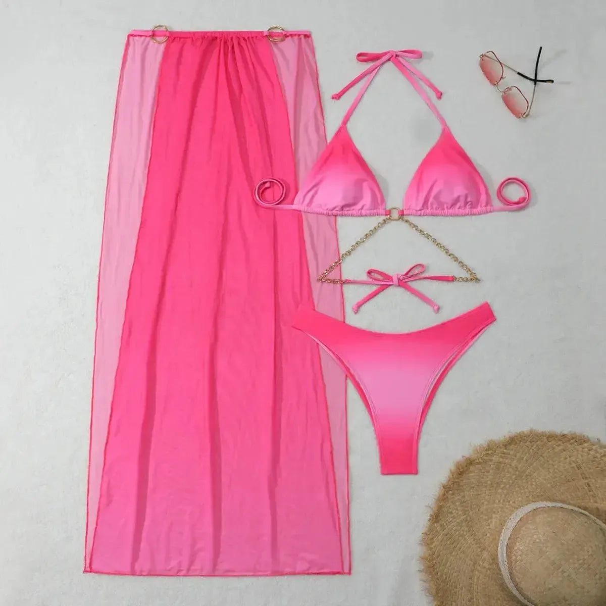 Look Plage Luxe : Maillot, Chaîne & Tulle-Saylana