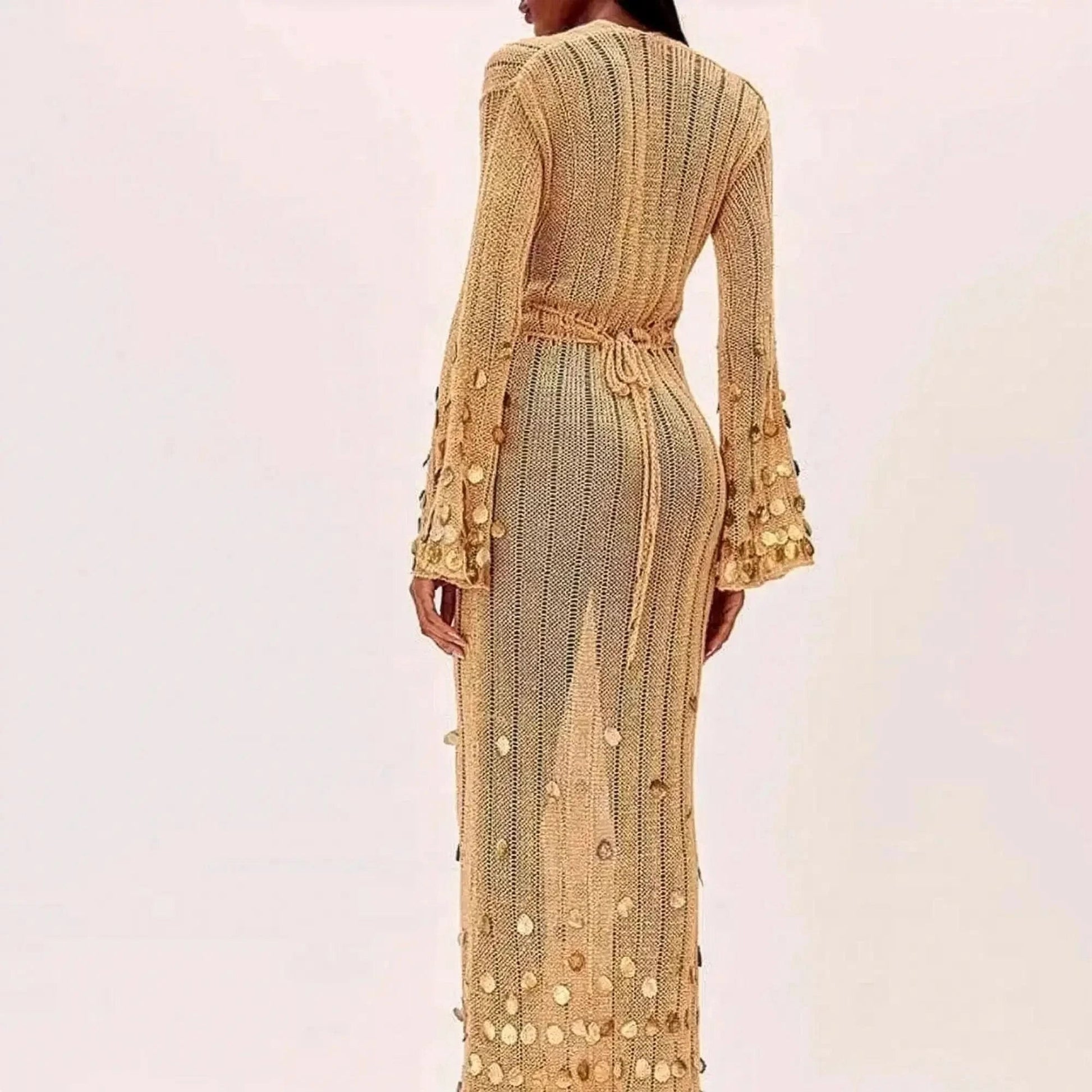 Maxi Dress Brillante : Décolleté & Lacets - Saylana