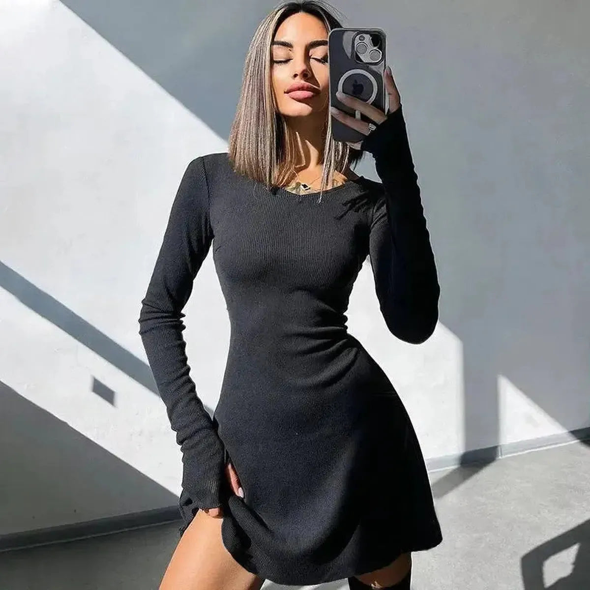 Mini Noire Sexy-Saylana