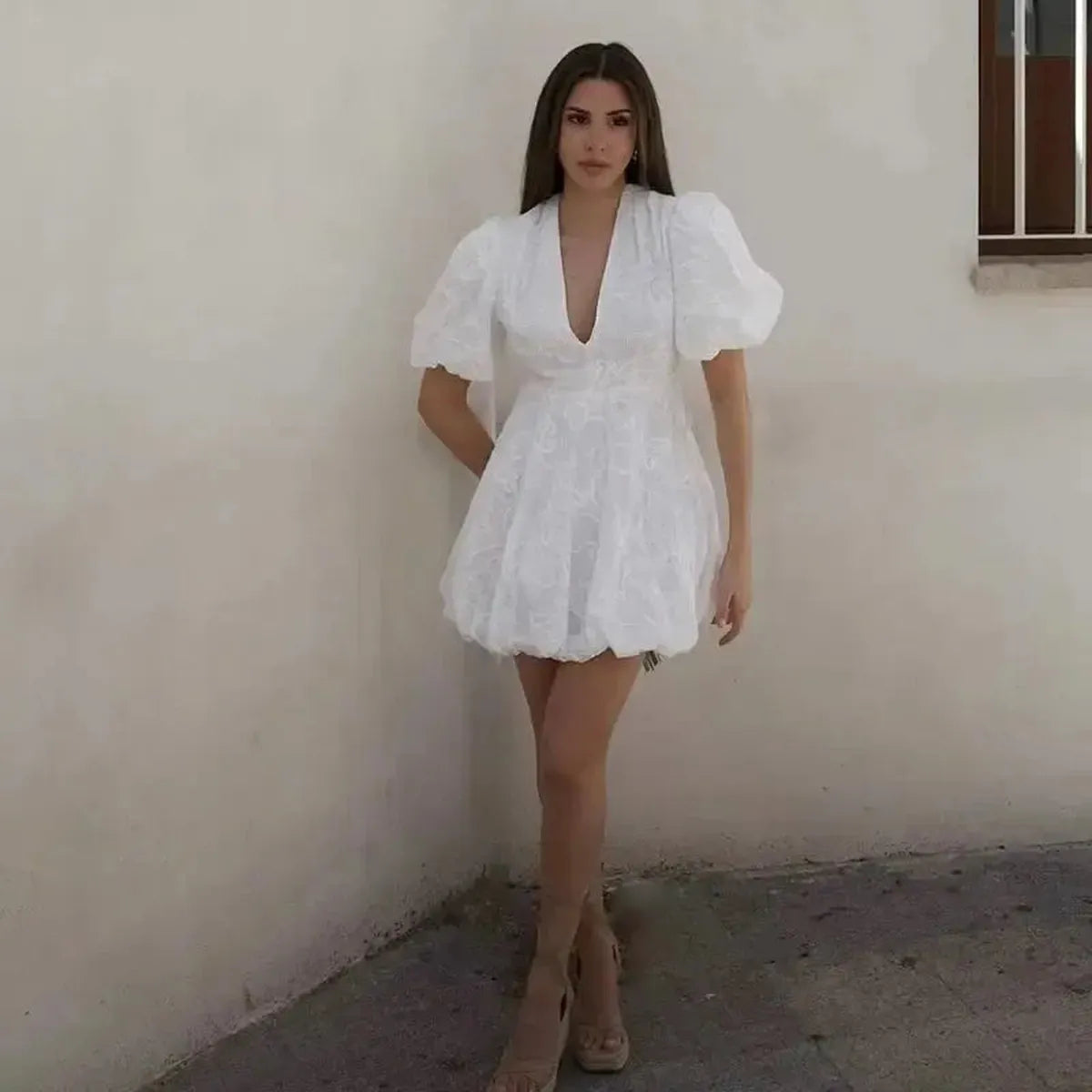 Mini Robe Brodée Élégante-Saylana