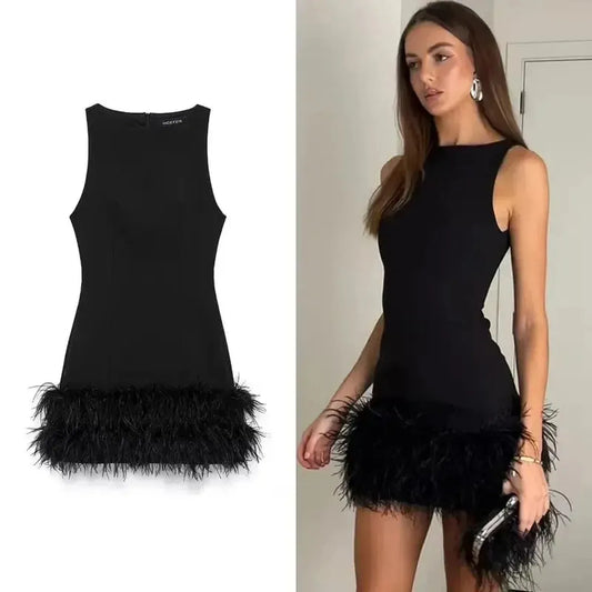 Mini Robe Noire à Plumes-Saylana