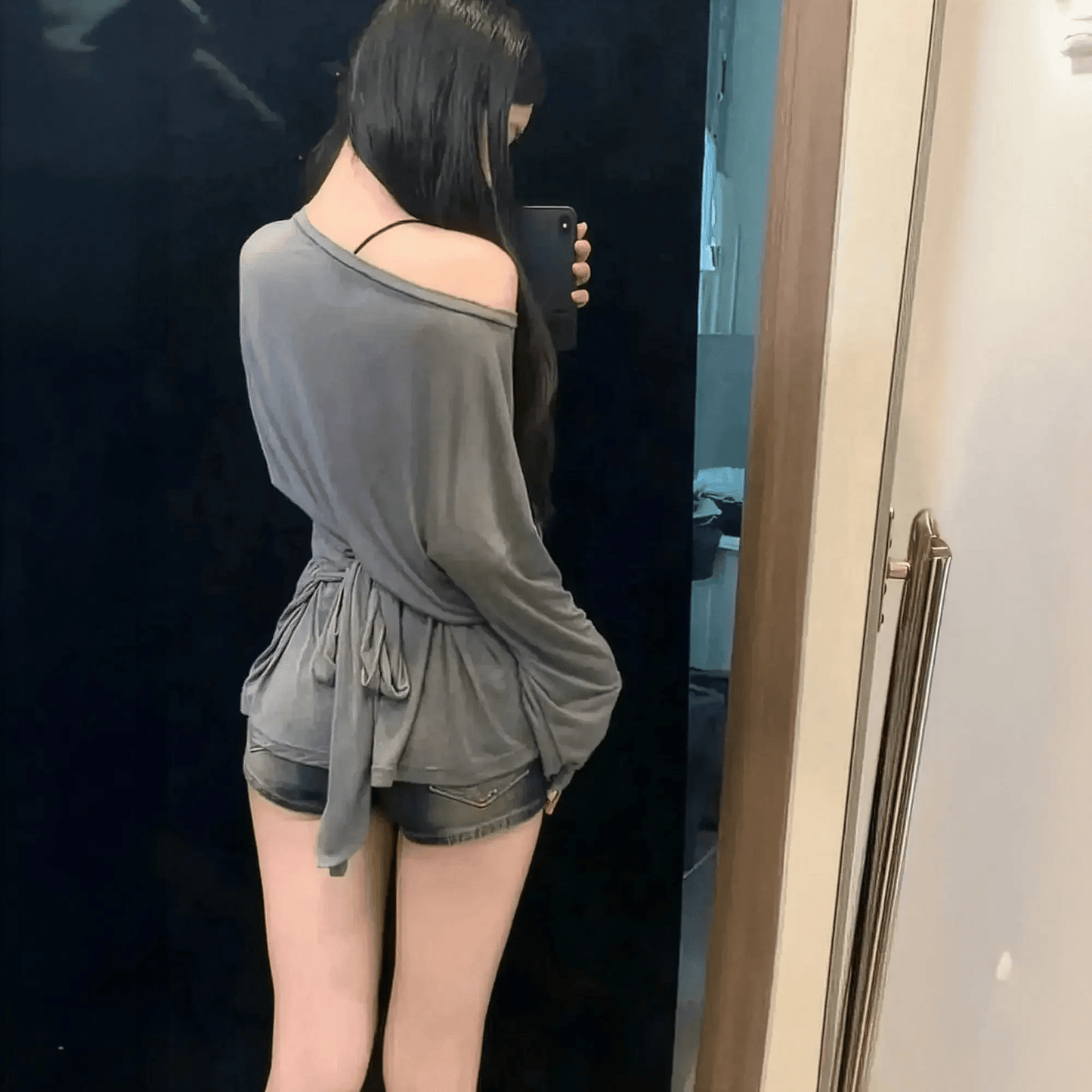 Pièce basique sexy au design léger et aérien - Saylana