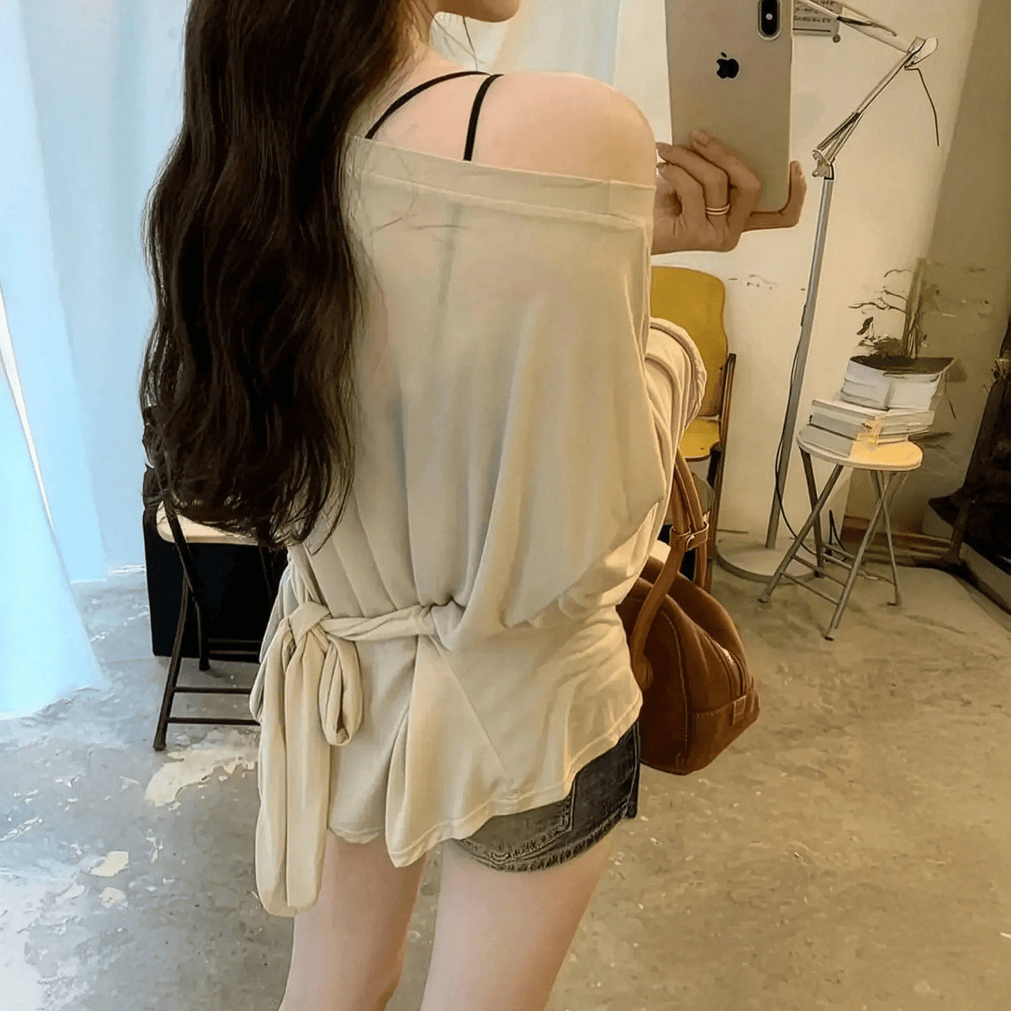 Pièce basique sexy au design léger et aérien - Saylana