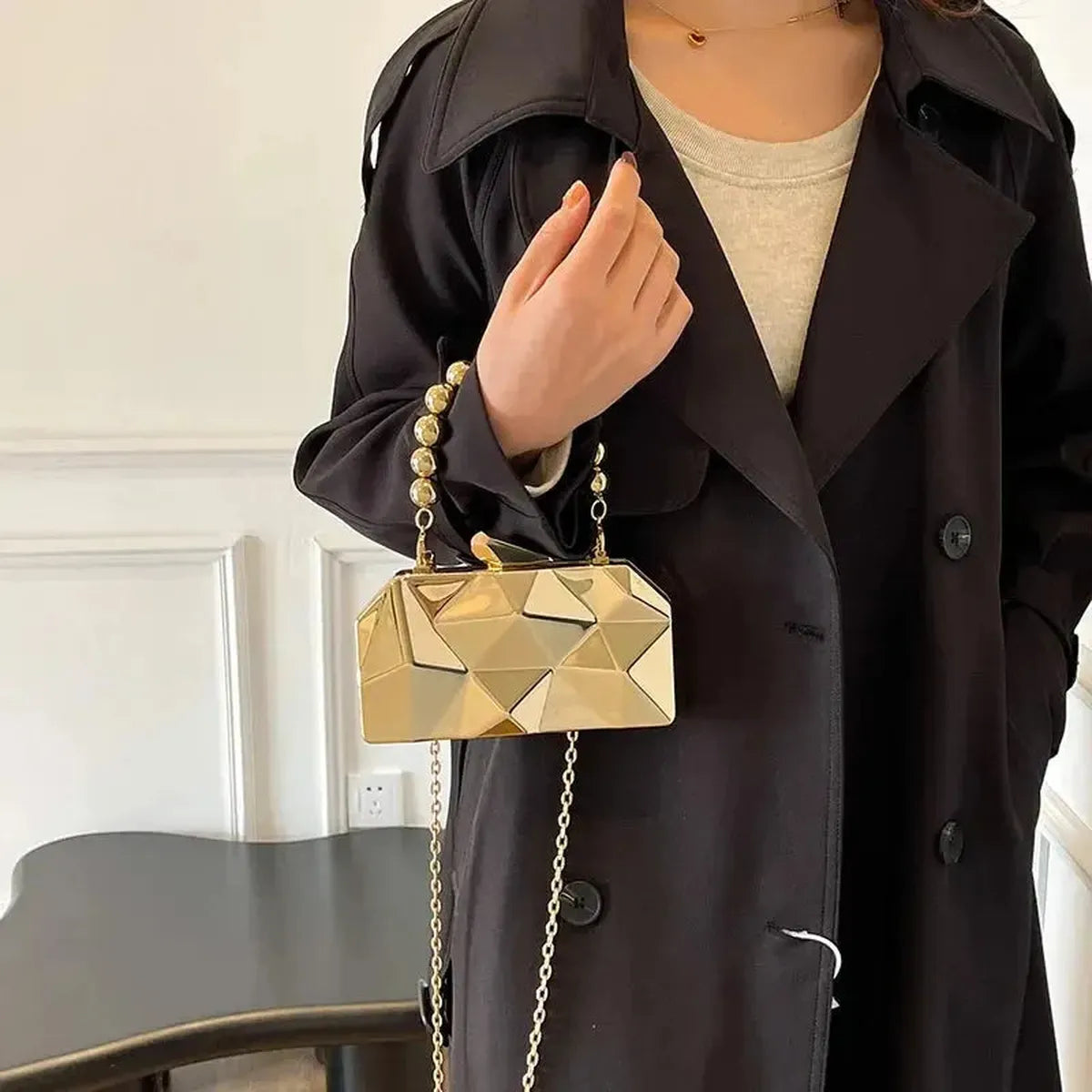 Pochette Dorée Géométrique Luxe-Saylana