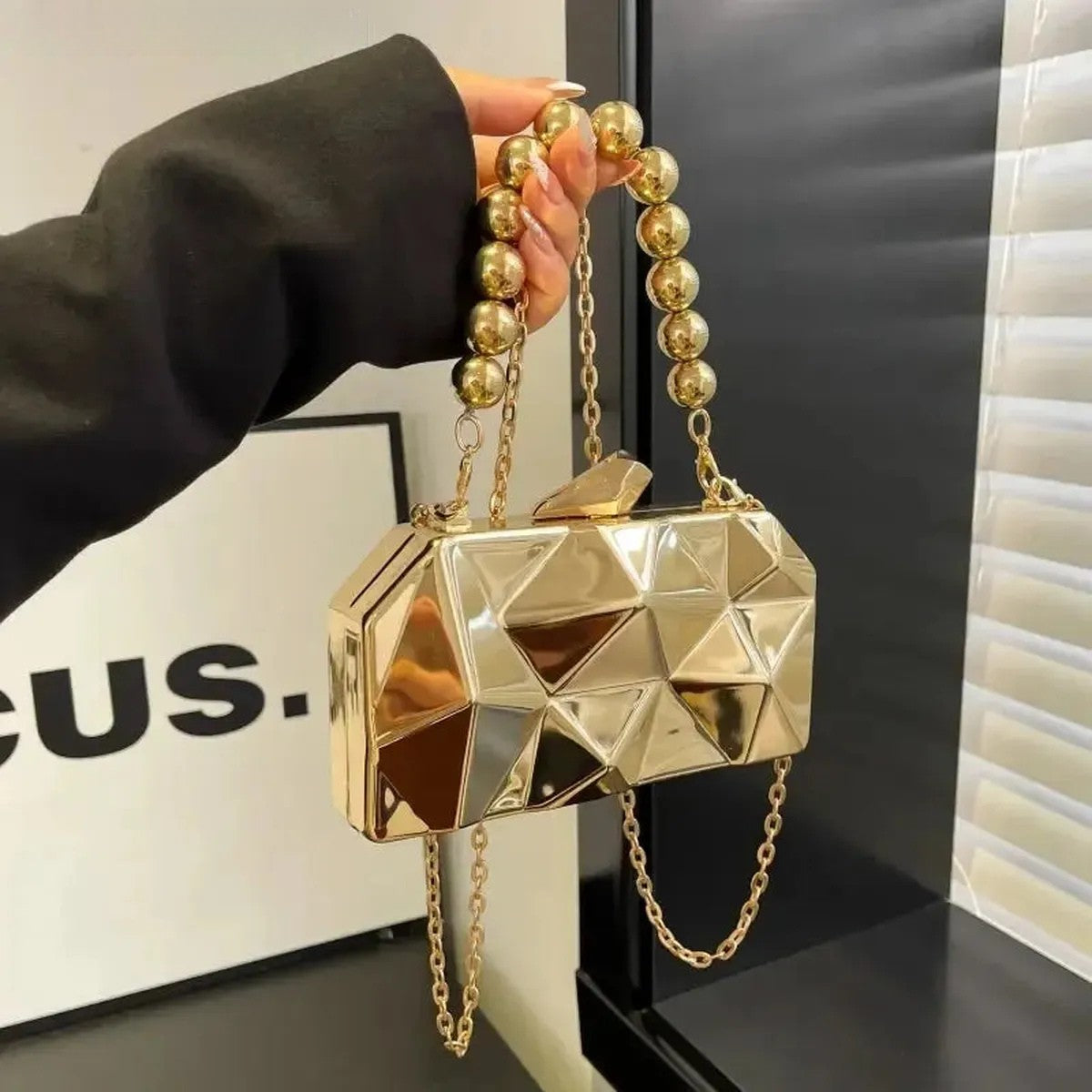 Pochette Dorée Géométrique Luxe-Saylana