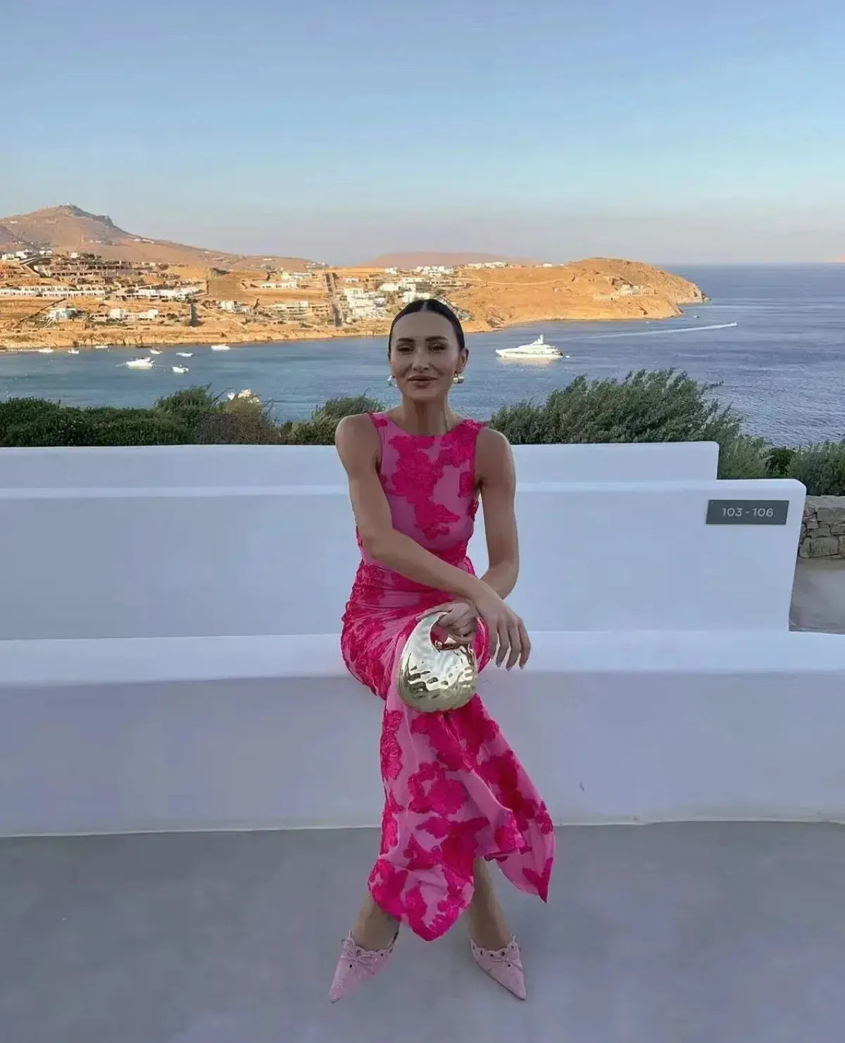 Robe Brodée Élégante Mesh Slim-Saylana