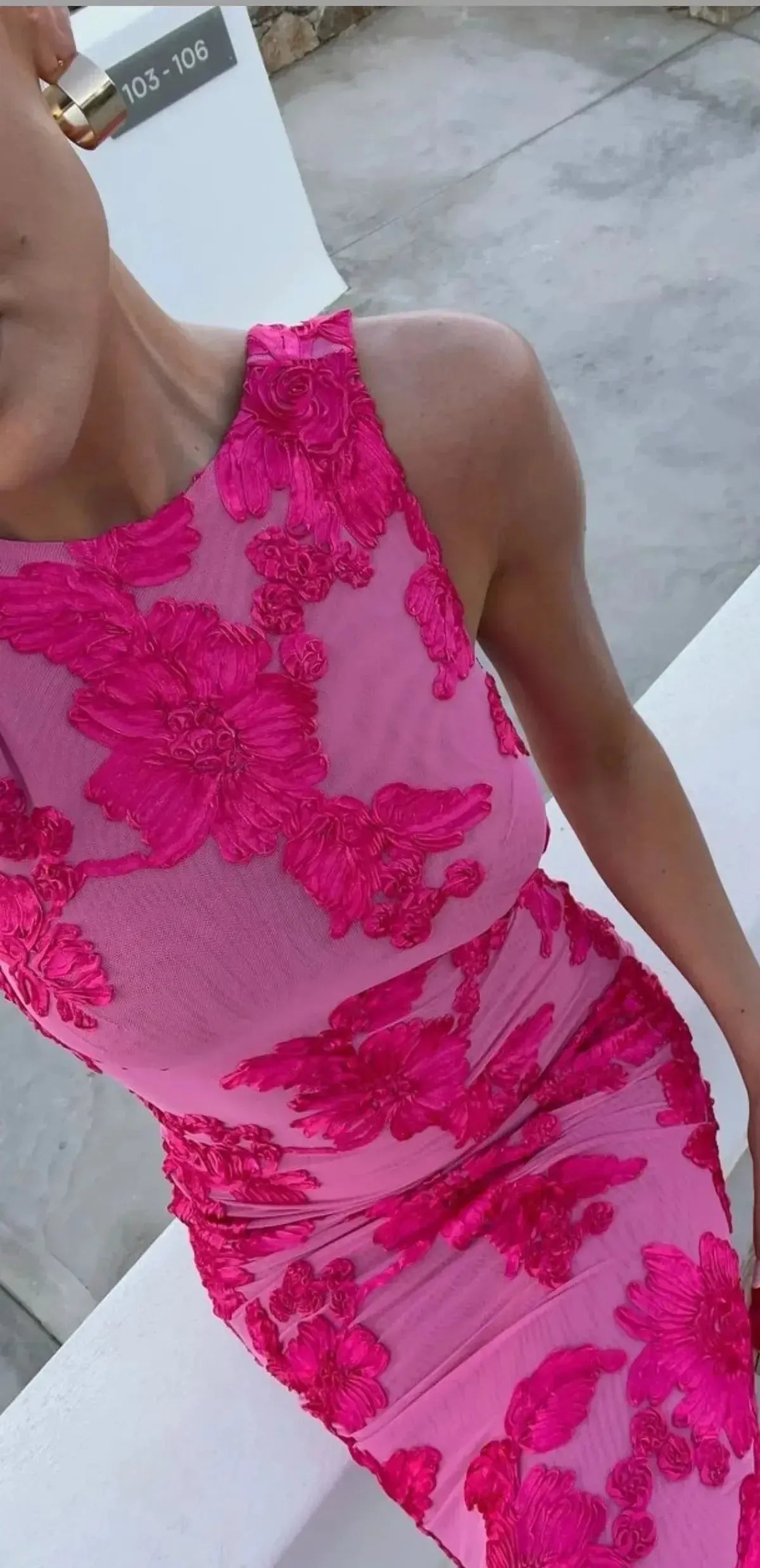 Robe Brodée Élégante Mesh Slim-Saylana