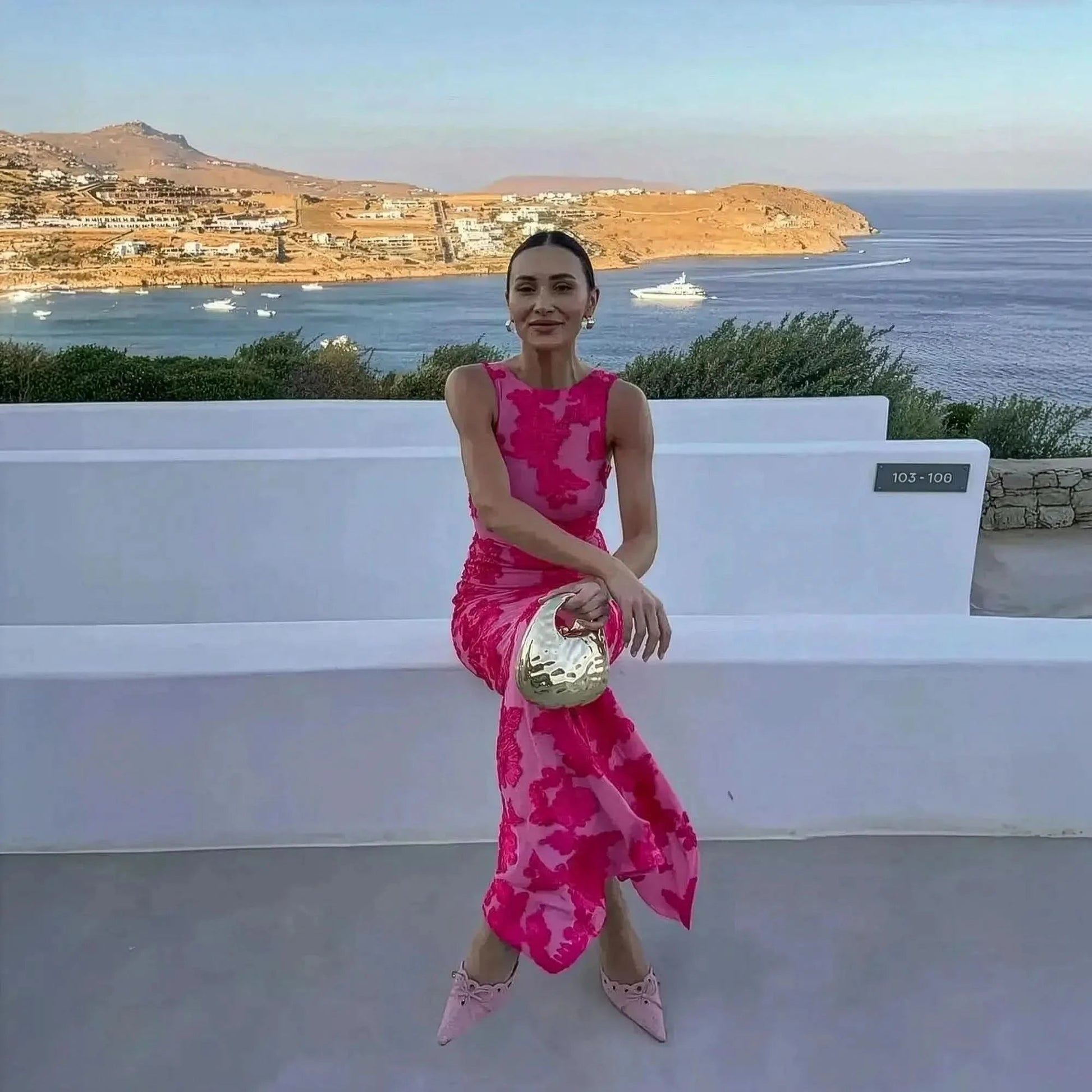 Robe Brodée Élégante Mesh Slim - Saylana