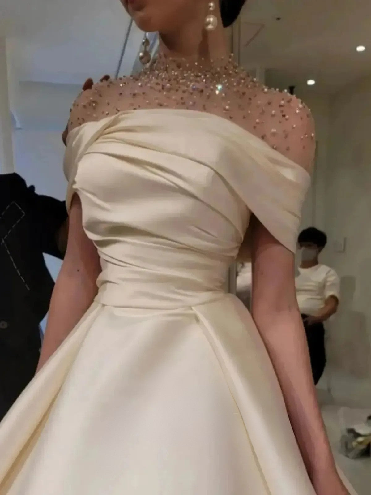 Robe de Bal Satin Élégante