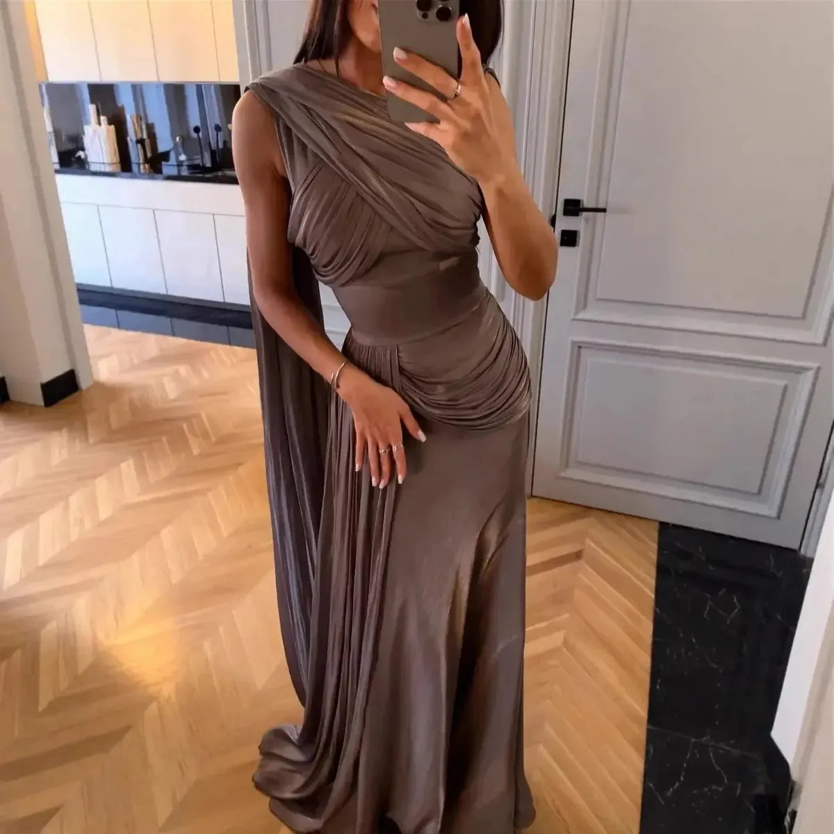 Robe de Soirée Satinée Plissée-Saylana