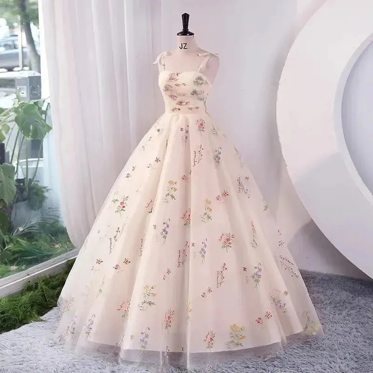 Robe Élégante d’Été pour Mariage et Réception-Saylana