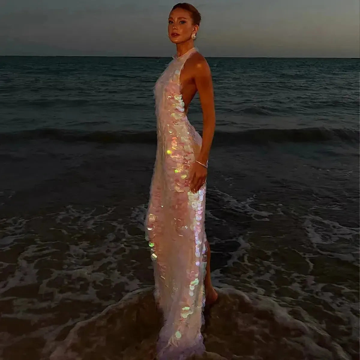 Robe Longue Brillante : Look Plage Chic-Saylana
