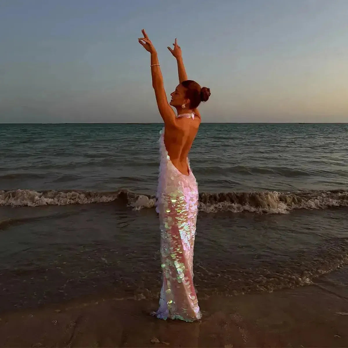 Robe Longue Brillante : Look Plage Chic-Saylana