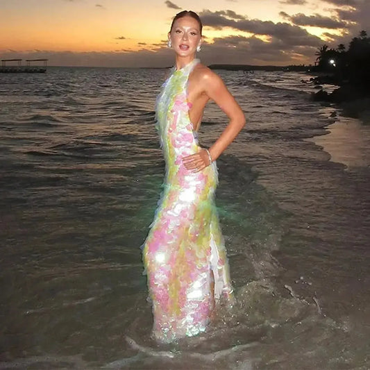 Robe Longue Brillante : Look Plage Chic-Saylana