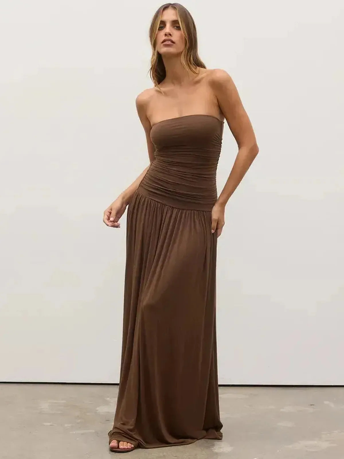 Robe Longue Plissée Dos Nu-Saylana