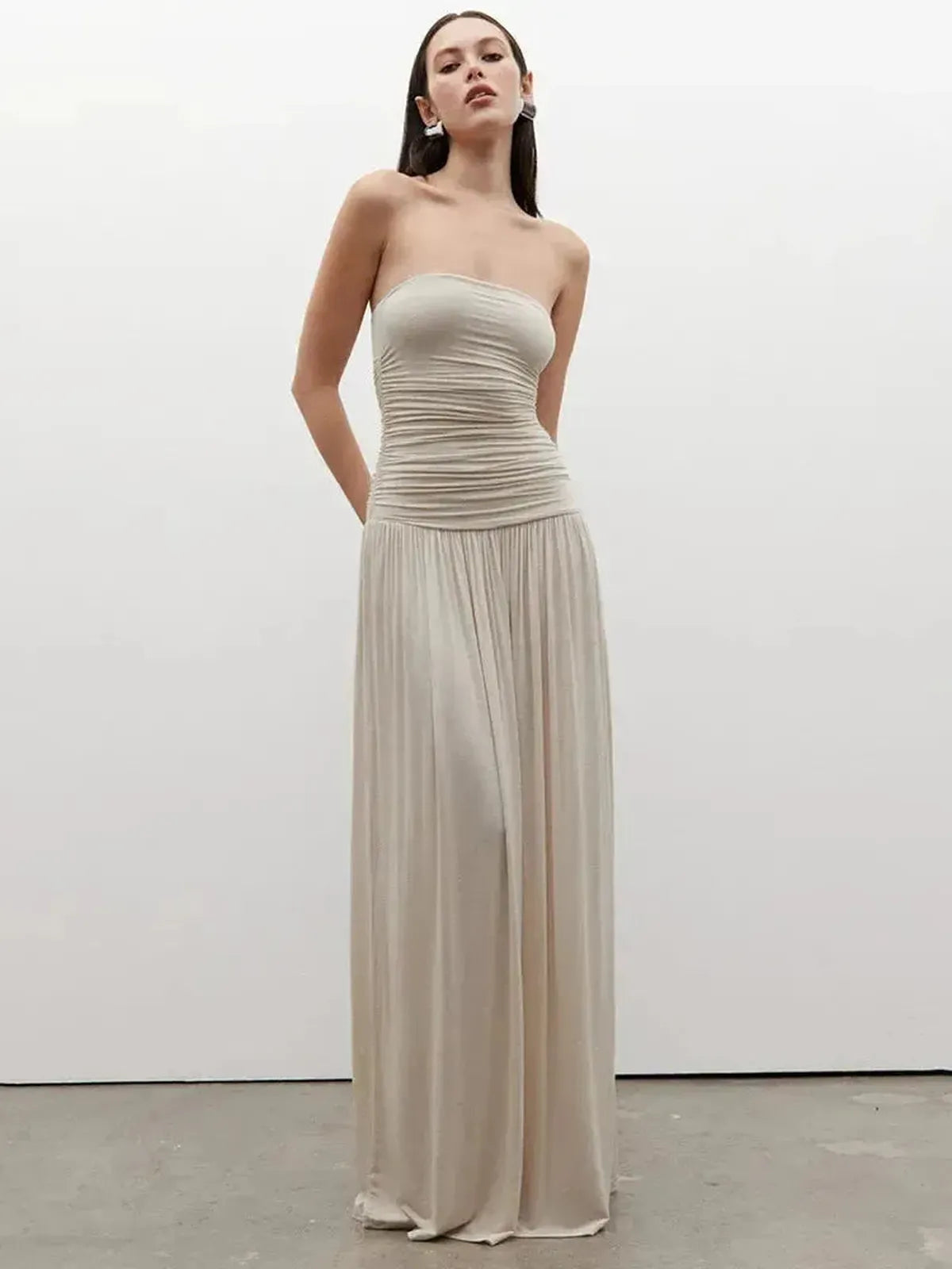 Robe Longue Plissée Dos Nu-Saylana