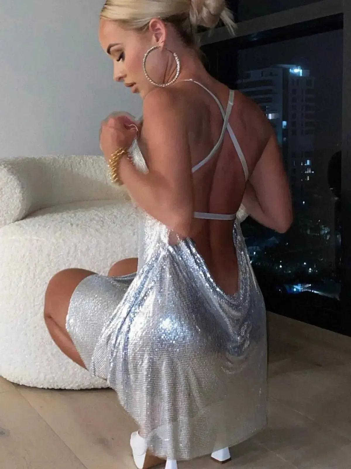 Robe Pailletée Dos Nu à Bretelles Fines-Saylana