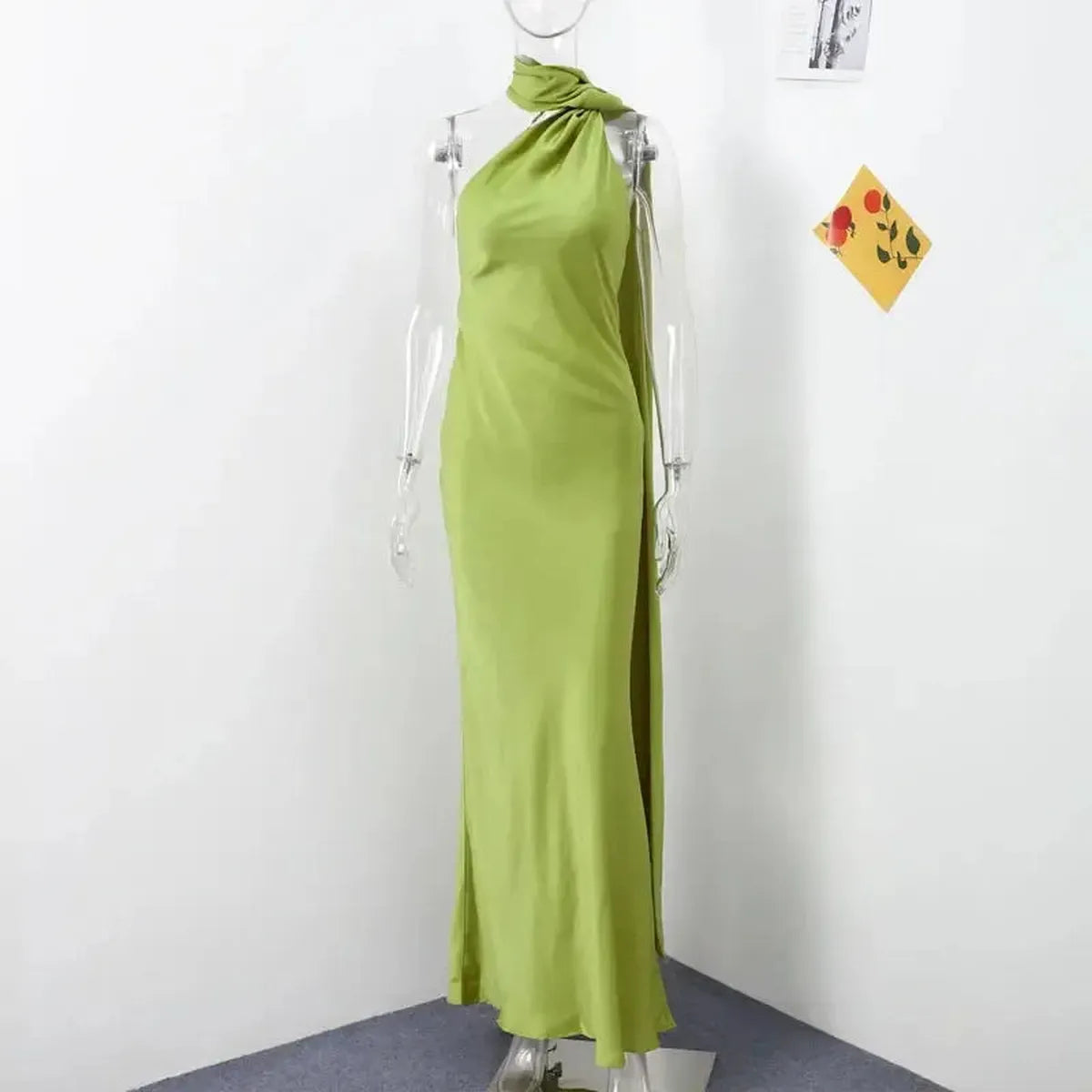 Robe Satinée Dos Nu-Saylana