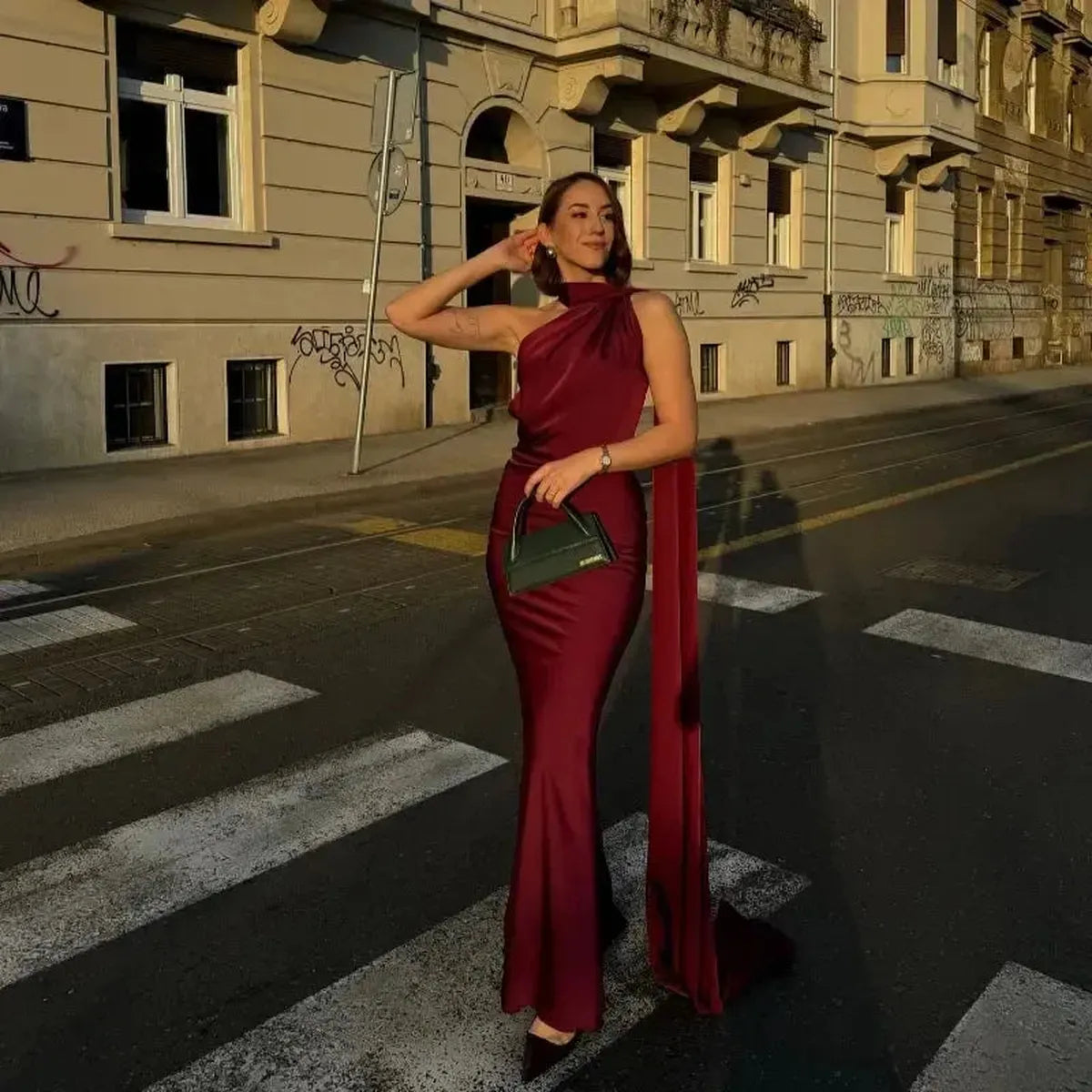 Robe Satinée Dos Nu-Saylana