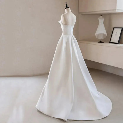 Robe Traînante Épaule Nue Élégante-Saylana
