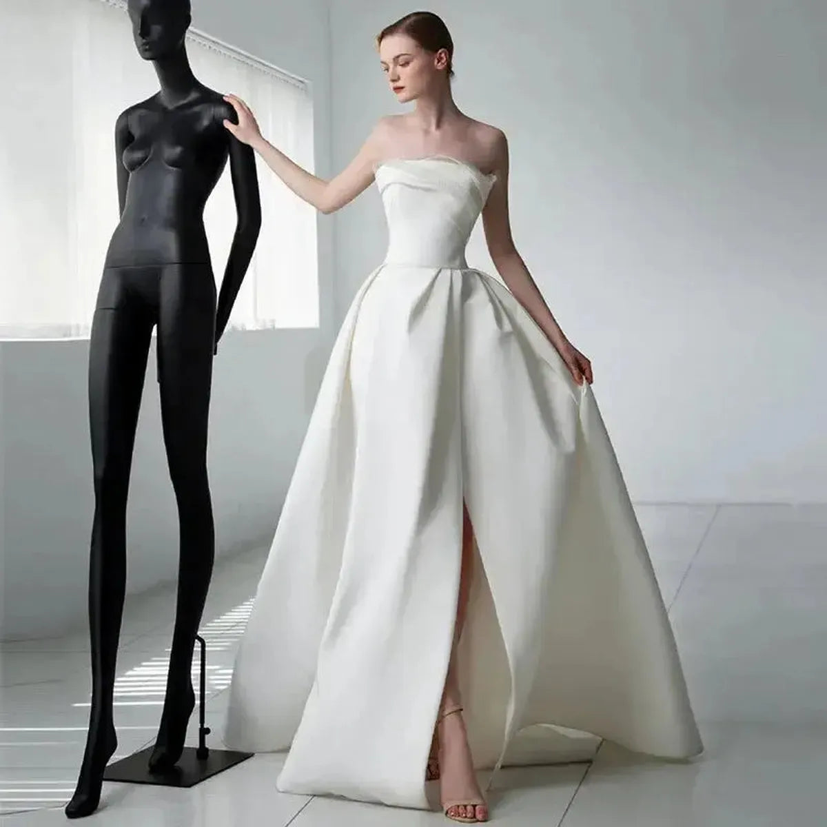 Robe Traînante Épaule Nue Élégante-Saylana