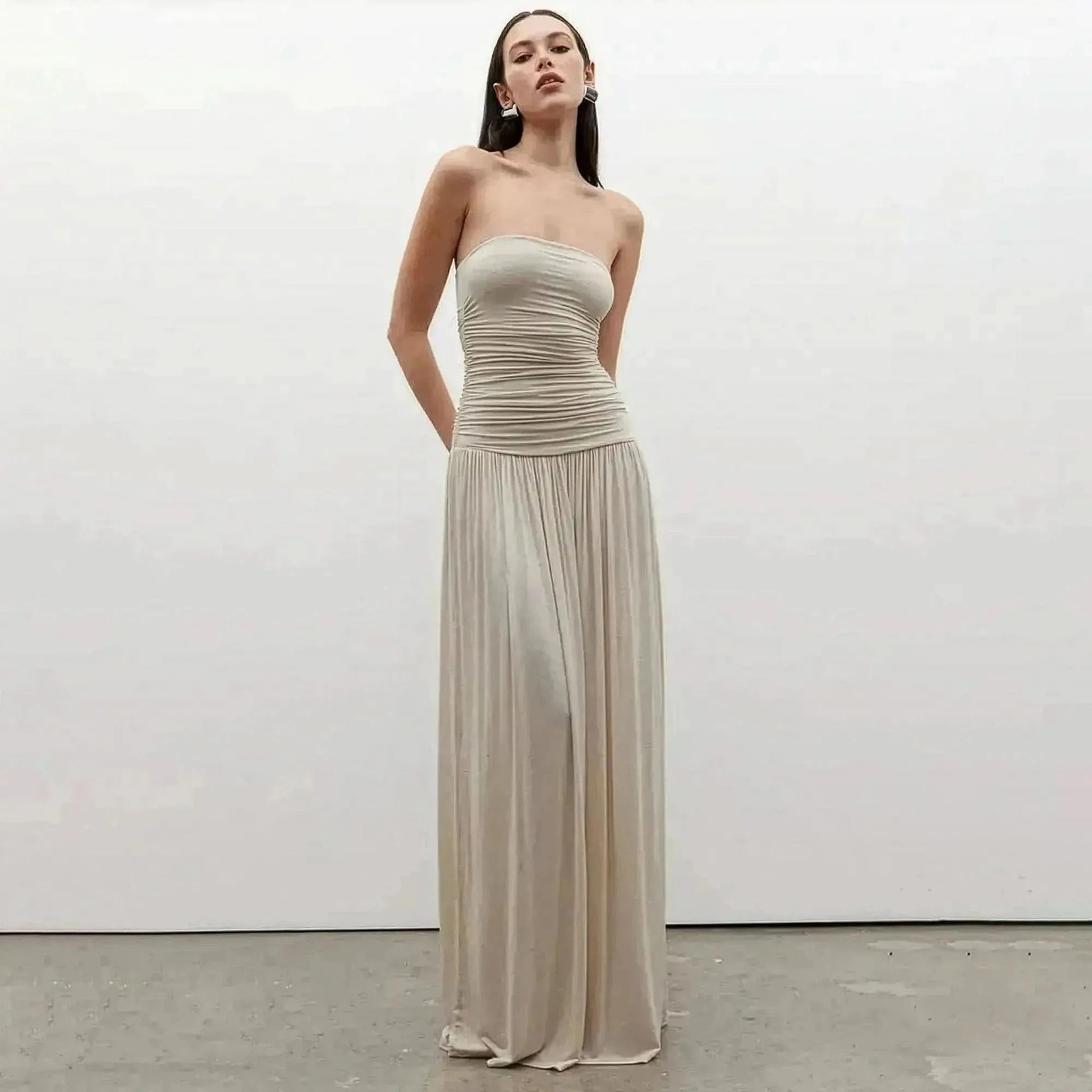 Robe Longue Plissée Dos Nu - Saylana