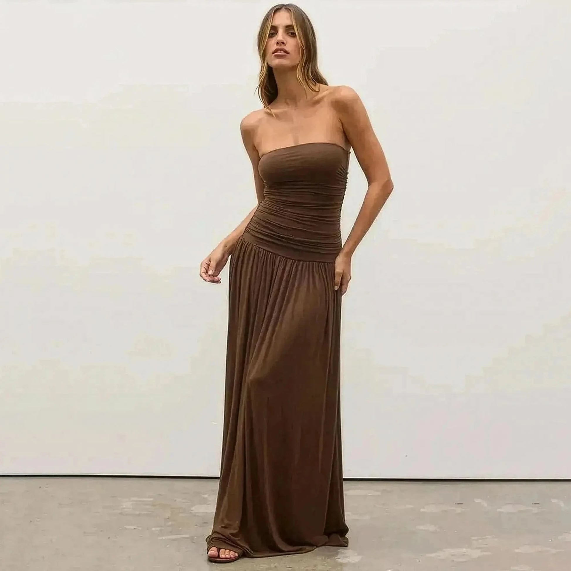 Robe Longue Plissée Dos Nu - Saylana